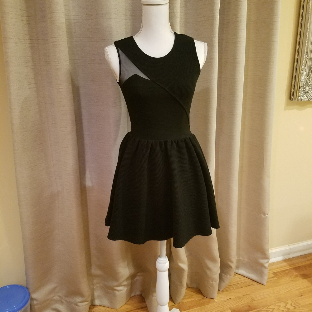 DONNA MIZANI DRESS